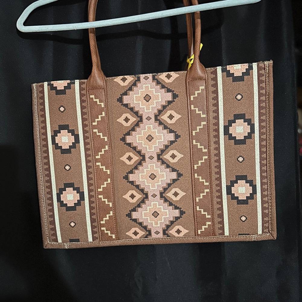 BNWT Wrangler large tote